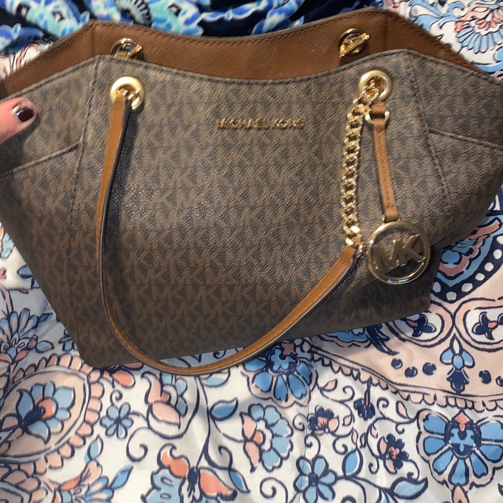 Michael kors handbag